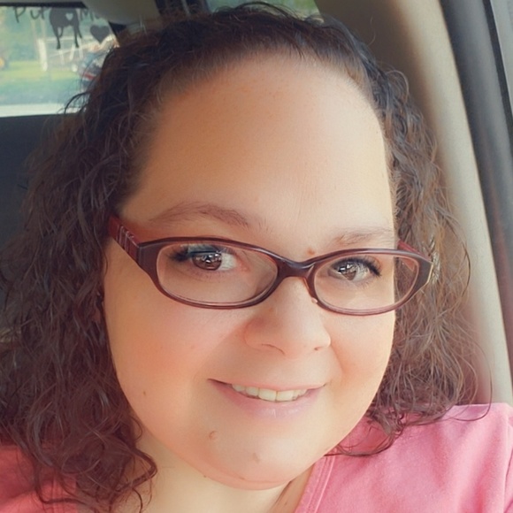 Meet your Posher, Dandrell - Picture 1 of 1